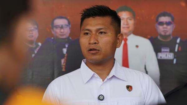 Perampok Rp62 Juta di Minimarket Pandanwangi Jombang Ditangkap Polisi, Lari Hingga Nganjuk Perampok Rp62 Juta di Minimarket Pandanwangi Jombang Ditangkap Polisi, Lari Hingga Nganjuk