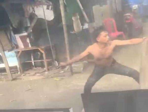 Tawuran Antar Warga Pecah di Makassar, Diduga Kesalahpahaman saat Pembuatan Posko Pengamanan Tawuran Antar Warga Pecah di Makassar, Diduga Kesalahpahaman saat Pembuatan Posko Pengamanan