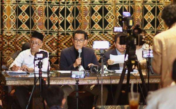 Kasus dr Tifa dan Roy Suryo P-21, Akankah Polemik Ijazah Berakhir di Pengadilan? Kasus dr Tifa dan Roy Suryo P-21, Akankah Polemik Ijazah Berakhir di Pengadilan?