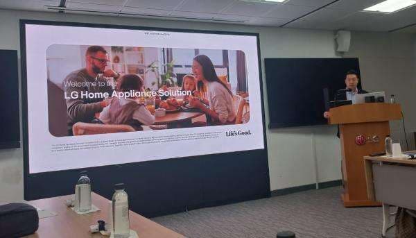 AI Jadi Kunci LG untuk Menguasai Pasar Peralatan Rumah Tangga di Asia AI Jadi Kunci LG untuk Menguasai Pasar Peralatan Rumah Tangga di Asia