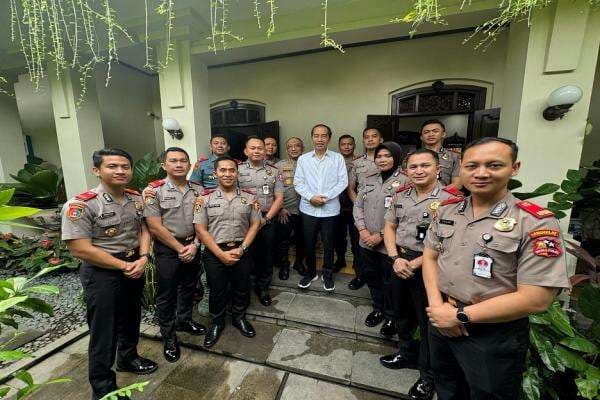 Ajudan Jokowi: Serdik Sespimmen Polri Dikreg ke-65 untuk Menimba Ilmu Ajudan Jokowi: Serdik Sespimmen Polri Dikreg ke-65 untuk Menimba Ilmu