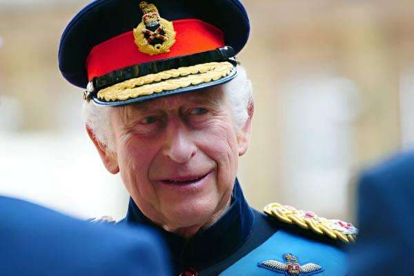 Alasan Mengejutkan Raja Charles III Tidak Akan Serahkan Takhta ke Pangeran William Alasan Mengejutkan Raja Charles III Tidak Akan Serahkan Takhta ke Pangeran William