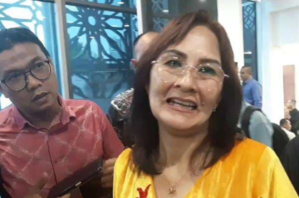 Penjelasan Lengkap Megawati Zebua Anggota DPRD Sumut soal Dorong Pramugari di Pesawat Penjelasan Lengkap Megawati Zebua Anggota DPRD Sumut soal Dorong Pramugari di Pesawat