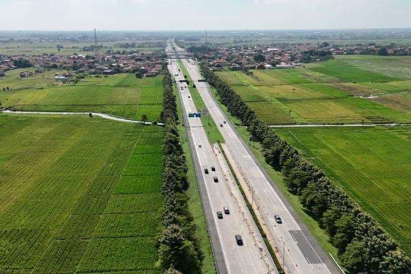 Arus Balik di Tol Cipali Meningkat, Volume Kendaraan ke Jakarta Melonjak 91 Persen Arus Balik di Tol Cipali Meningkat, Volume Kendaraan ke Jakarta Melonjak 91 Persen