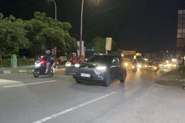 Arus Mudik di Jalur Pantura Cirebon Ramai Lancar Malam Ini Arus Mudik di Jalur Pantura Cirebon Ramai Lancar Malam Ini