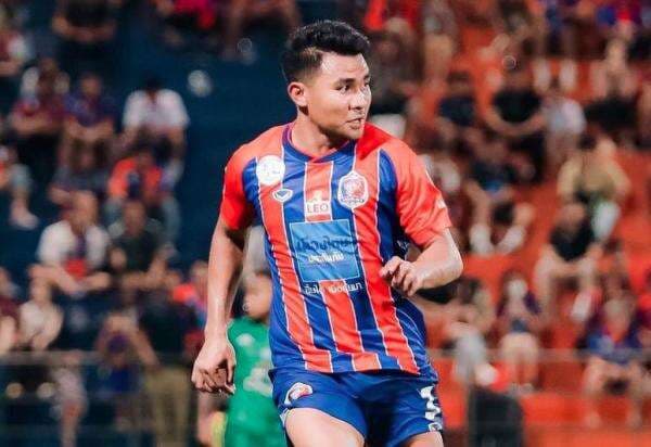 Asnawi Mangkualam Masuk Best XI di Paruh Musim Liga Thailand 2024-2025 Asnawi Mangkualam Masuk Best XI di Paruh Musim Liga Thailand 2024-2025