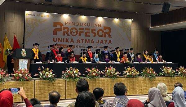 Unika Atma Jaya Kukuhkan 3 Guru Besar, Rektor Ingatkan Indonesia Emas 2045 Unika Atma Jaya Kukuhkan 3 Guru Besar, Rektor Ingatkan Indonesia Emas 2045