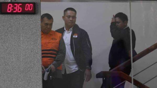 Menko Yusril Ungkap Modus Culas Silmy Karim Peras WNA Menko Yusril Ungkap Modus Culas Silmy Karim Peras WNA