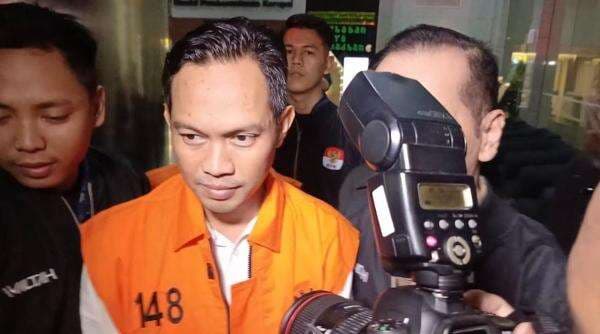 Usai Terjaring OTT, Bupati Cilacap Nonaktif Tempuh Jalur Praperadilan Usai Terjaring OTT, Bupati Cilacap Nonaktif Tempuh Jalur Praperadilan