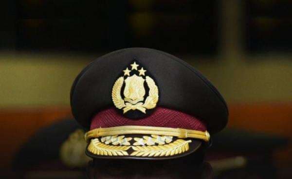 Mutasi Besar-Besaran Dilakukan di Tubuh Polri, 10 Kapolda Berganti Salah Satunya Polda Jatim Mutasi Besar-Besaran Dilakukan di Tubuh Polri, 10 Kapolda Berganti Salah Satunya Polda Jatim