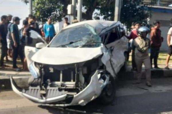 Bak di Film Laga, 4 Pencuri Mobil Kejar-kejaran dengan Polisi di Tol Jakarta-Cikampek Bak di Film Laga, 4 Pencuri Mobil Kejar-kejaran dengan Polisi di Tol Jakarta-Cikampek