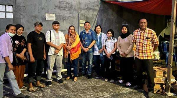 Pengobatan Gratis dan Skrining Kesehatan Diberikan ke Korban Banjir Kampung Melayu Pengobatan Gratis dan Skrining Kesehatan Diberikan ke Korban Banjir Kampung Melayu