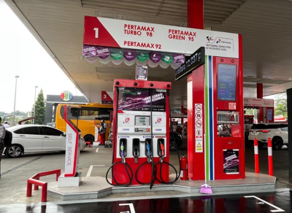 Kasus Korupsi dan Heboh BBM Oplosan Kini Muncul Imbauan Jangan Tinggalkan Pertamina, Ada Apa? Kasus Korupsi dan Heboh BBM Oplosan Kini Muncul Imbauan Jangan Tinggalkan Pertamina, Ada Apa?