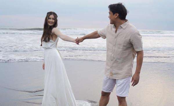 Vika Kolesnaya Bahagia Dilamar Billy Syahputra, Siap Nikah Usai Direstui Keluarga Vika Kolesnaya Bahagia Dilamar Billy Syahputra, Siap Nikah Usai Direstui Keluarga