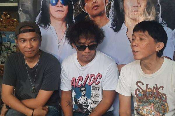 Bunda Iffet Tiba-Tiba Masuk Rumah Sakit, Kesehatannya Melemah Bunda Iffet Tiba-Tiba Masuk Rumah Sakit, Kesehatannya Melemah