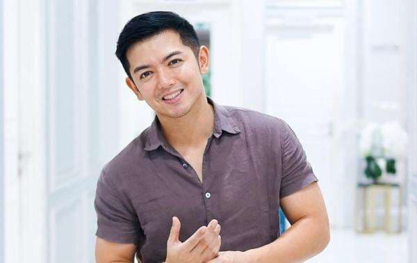 Biodata dan Agama Nicky Tirta, Aktor Tampan yang Sentil Tasyi Athasyia Biodata dan Agama Nicky Tirta, Aktor Tampan yang Sentil Tasyi Athasyia