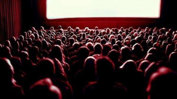 China Batasi Impor Film Hollywood untuk Balas Tarif AS China Batasi Impor Film Hollywood untuk Balas Tarif AS