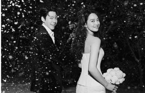 Kim Woo Bin dan Shin Min Ah Resmi Menikah, Fans Auto Ikut Bahagia Kim Woo Bin dan Shin Min Ah Resmi Menikah, Fans Auto Ikut Bahagia
