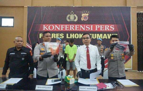 Polres Lhokseumawe Gagalkan Peredaran Sabu 1,1 Kg di Aceh Utara, Dua Pelaku Ditangkap Polres Lhokseumawe Gagalkan Peredaran Sabu 1,1 Kg di Aceh Utara, Dua Pelaku Ditangkap