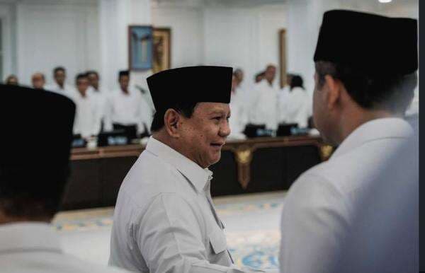 Jemaah Haji Kloter Pertama Dilepas Presiden Prabowo pada 2 Mei 2025 Jemaah Haji Kloter Pertama Dilepas Presiden Prabowo pada 2 Mei 2025