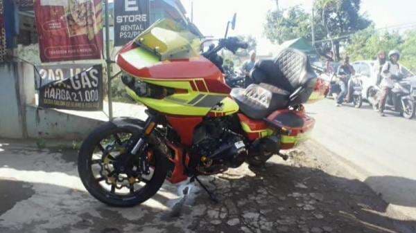 Rombongan Moge Tabrak 2 Pemotor di Subang, 1 Orang Tewas 2 Luka-Luka Rombongan Moge Tabrak 2 Pemotor di Subang, 1 Orang Tewas 2 Luka-Luka