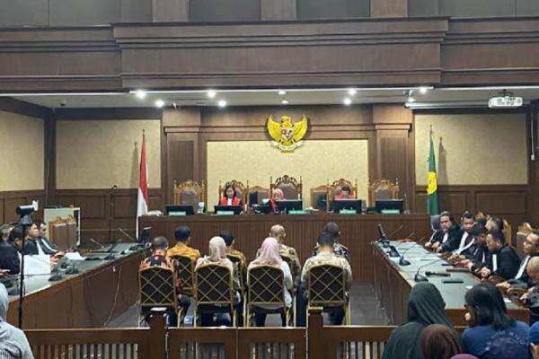 7 Terdakwa Kasus Suap Sertifikasi K3 Kemnaker Dihukum 4 hingga 6,5 Tahun Penjara 7 Terdakwa Kasus Suap Sertifikasi K3 Kemnaker Dihukum 4 hingga 6,5 Tahun Penjara