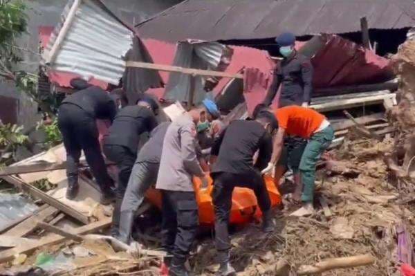 Update Bencana Sumatra: Korban Tewas 1.071 Orang, 185 Masih Hilang Update Bencana Sumatra: Korban Tewas 1.071 Orang, 185 Masih Hilang