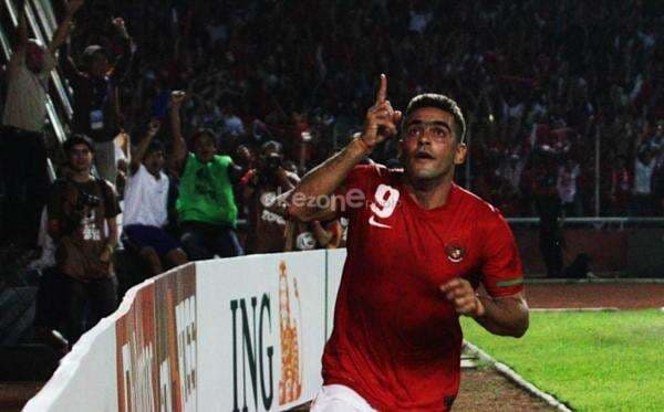 Kisah Mengejutkan Cristian Gonzales, Fans Fanatik Nekat Tawar Rp10 Miliar untuk Benihnya Kisah Mengejutkan Cristian Gonzales, Fans Fanatik Nekat Tawar Rp10 Miliar untuk Benihnya