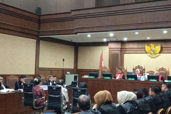 Kasasi Ditolak MA, Pengacara Ronald Tannur Lisa Rachmat Tetap Dipenjara 14 Tahun Kasasi Ditolak MA, Pengacara Ronald Tannur Lisa Rachmat Tetap Dipenjara 14 Tahun