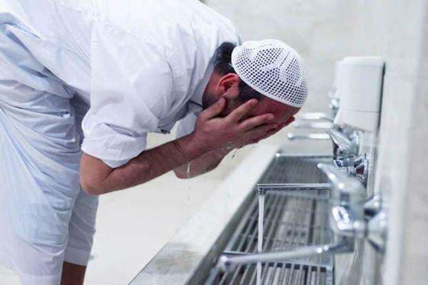 Dahsyatnya Doa Setelah Wudu, Dapat Membuka 8 Pintu Surga Dahsyatnya Doa Setelah Wudu, Dapat Membuka 8 Pintu Surga