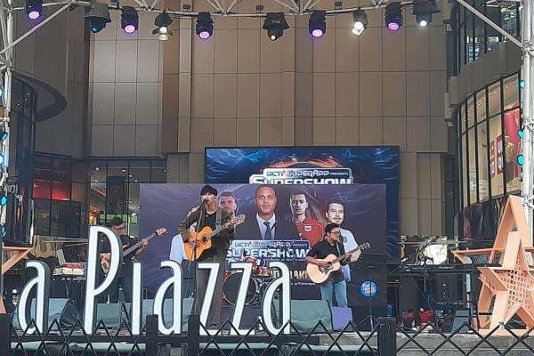 Danar Widianto Hangatkan Nobar Indonesia vs Bahrain, Jadi Teman Ngabuburit di La Piazza Danar Widianto Hangatkan Nobar Indonesia vs Bahrain, Jadi Teman Ngabuburit di La Piazza