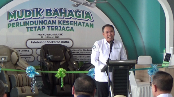 BPJS Kesehatan Buka Posko Mudik di Pelabuhan Makassar, Bisa Cek Kesehatan dan Relaksasi Gratis BPJS Kesehatan Buka Posko Mudik di Pelabuhan Makassar, Bisa Cek Kesehatan dan Relaksasi Gratis