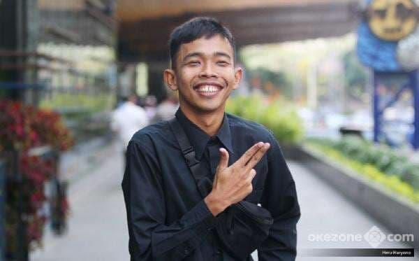 Gagal Nyaleg, Dede Sunandar Dapat Bantuan Finansial dari Vicky Prasetyo Gagal Nyaleg, Dede Sunandar Dapat Bantuan Finansial dari Vicky Prasetyo