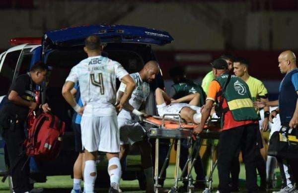Ngilu! Begini Kondisi Terkini Cedera Horor Gelandang Persib Dedi Kusnandar Ngilu! Begini Kondisi Terkini Cedera Horor Gelandang Persib Dedi Kusnandar