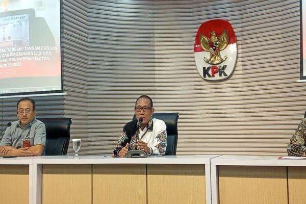 Konstruksi Perkara Suap Bupati Muara Enim, KPK: Ada Uang Rp500 Juta untuk Jaga Hubungan Baik Konstruksi Perkara Suap Bupati Muara Enim, KPK: Ada Uang Rp500 Juta untuk Jaga Hubungan Baik