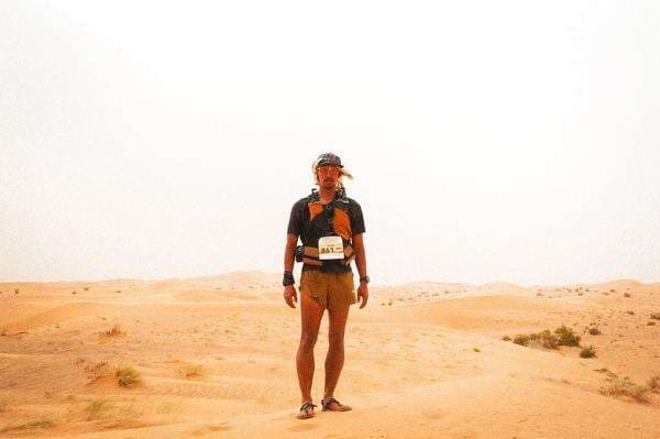 Kisah Inspiratif Diego Yanuar Taklukkan Marathon di Gurun Sahara Sejauh 250 Km Hanya Pakai Sandal Kisah Inspiratif Diego Yanuar Taklukkan Marathon di Gurun Sahara Sejauh 250 Km Hanya Pakai Sandal