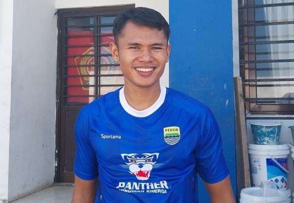 Takut Diamuk Pelatih Persib, Dimas Drajad Harus Pilih-Pilih Makanan Lebaran Takut Diamuk Pelatih Persib, Dimas Drajad Harus Pilih-Pilih Makanan Lebaran