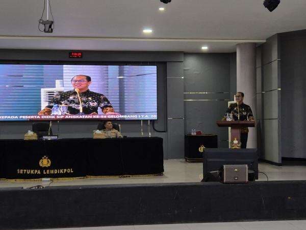 Soal KUHP Baru, Dirjen AHU: Bekal Strategis untuk Penegakan Hukum Masa Depan Soal KUHP Baru, Dirjen AHU: Bekal Strategis untuk Penegakan Hukum Masa Depan