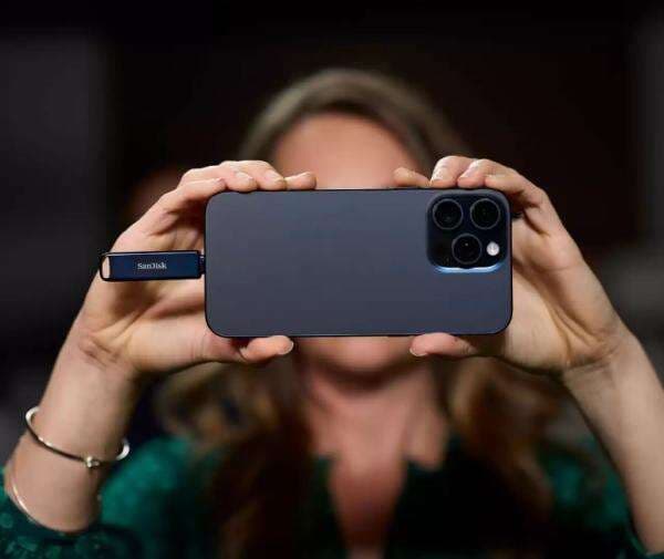 Donald Trump Yakin iPhone Bisa Dibuat di AS, Pengamat dan Apple Berkata Sebaliknya Donald Trump Yakin iPhone Bisa Dibuat di AS, Pengamat dan Apple Berkata Sebaliknya