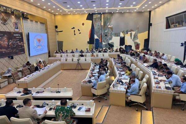 Kejar Target Jadi Ibu Kota Negara pada 2028, Otorita IKN Usul Tambahan Rp15,5 Triliun Kejar Target Jadi Ibu Kota Negara pada 2028, Otorita IKN Usul Tambahan Rp15,5 Triliun