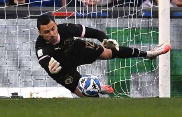 Statistik Emil Audero saat Palermo Kalah 2-3 dari Cremonese di Serie B 2024-2025: Lakukan 4 Penyelamatan, tapi Kebobolan 3 Gol! Statistik Emil Audero saat Palermo Kalah 2-3 dari Cremonese di Serie B 2024-2025: Lakukan 4 Penyelamatan, tapi Kebobolan 3 Gol!