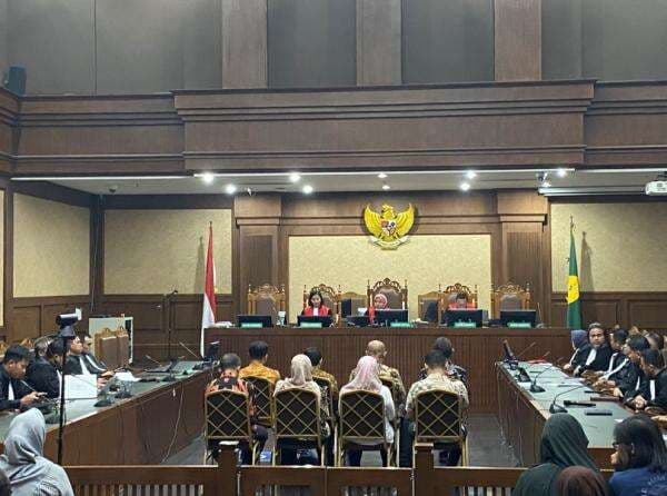 7 Terdakwa Korupsi Sertifikasi K3 Kemnaker Dihukum 4 Hingga 6,5 Tahun Penjara 7 Terdakwa Korupsi Sertifikasi K3 Kemnaker Dihukum 4 Hingga 6,5 Tahun Penjara