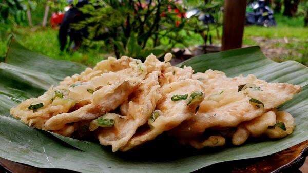 Mendoan, Kuliner Khas Banyumas yang Selalu Bikin Nagih, Ini Resep dan Cara Buatnya Mendoan, Kuliner Khas Banyumas yang Selalu Bikin Nagih, Ini Resep dan Cara Buatnya