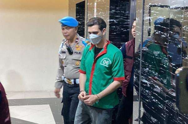 Kembali Terjerat Narkoba, Fachri Albar Terancam 12 Tahun Penjara Kembali Terjerat Narkoba, Fachri Albar Terancam 12 Tahun Penjara