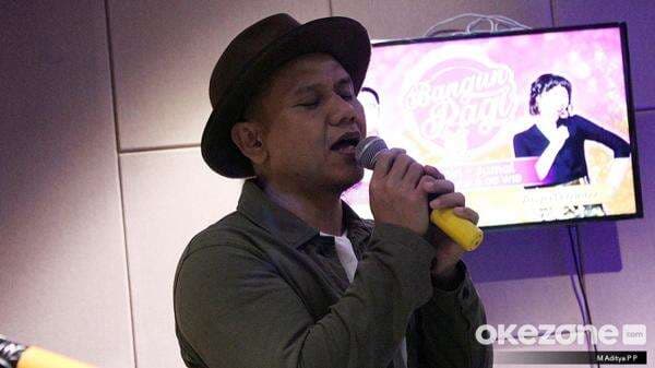 Fadly Padi Tersinggung Unggahan Piyu soal Royalti, Langsung Ajak Bertemu Fadly Padi Tersinggung Unggahan Piyu soal Royalti, Langsung Ajak Bertemu