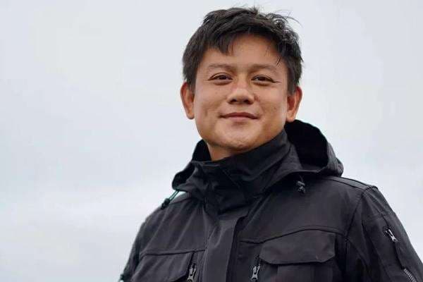 8 Fakta Chef Bobon Santoso yang Resmi Mualaf, Pengusaha Perhiasan hingga Menangis Dipelukan Ustaz Derry Sulaiman 8 Fakta Chef Bobon Santoso yang Resmi Mualaf, Pengusaha Perhiasan hingga Menangis Dipelukan Ustaz Derry Sulaiman