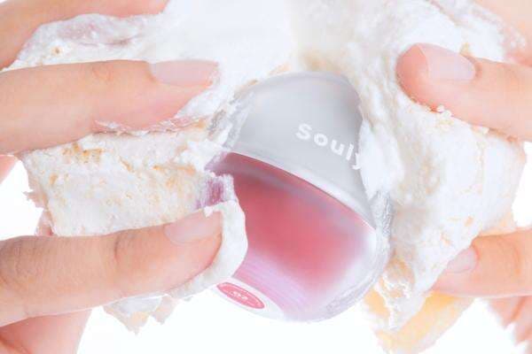 Fenomena Chewy Blush Multifungsi dan Beragam Manfaatnya Fenomena Chewy Blush Multifungsi dan Beragam Manfaatnya