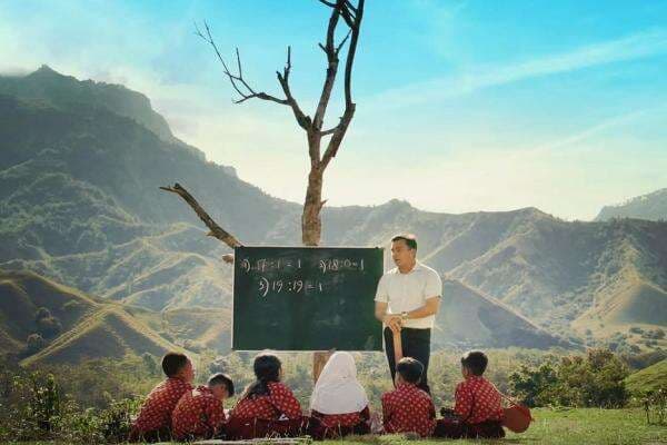 Film Solata Gambarkan Dunia Pendidikan di Tengah Pegunungan Ollon yang Menakjubkan Film Solata Gambarkan Dunia Pendidikan di Tengah Pegunungan Ollon yang Menakjubkan