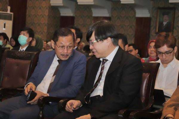 FK Unair Hadirkan 2 Ahli dari China Medical University untuk Program Adjunct Professor FK Unair Hadirkan 2 Ahli dari China Medical University untuk Program Adjunct Professor