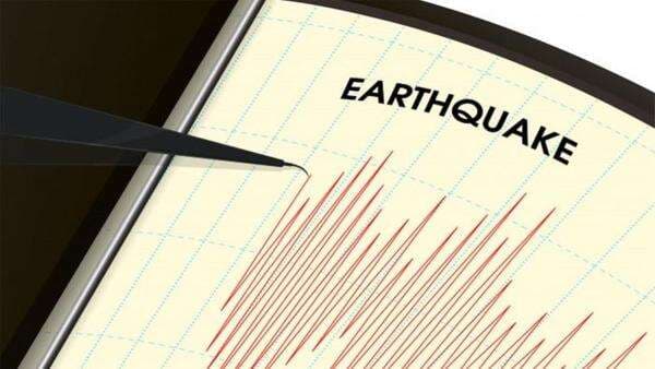 Gempa M5,4 Guncang Seram Bagian Timur Maluku Gempa M5,4 Guncang Seram Bagian Timur Maluku